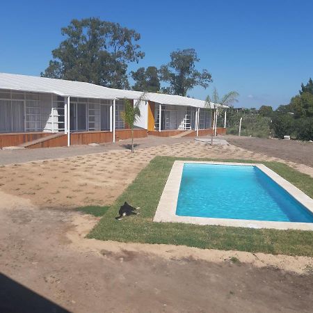 Hotel Terrazas Del Rio Negro Centenario Luaran gambar