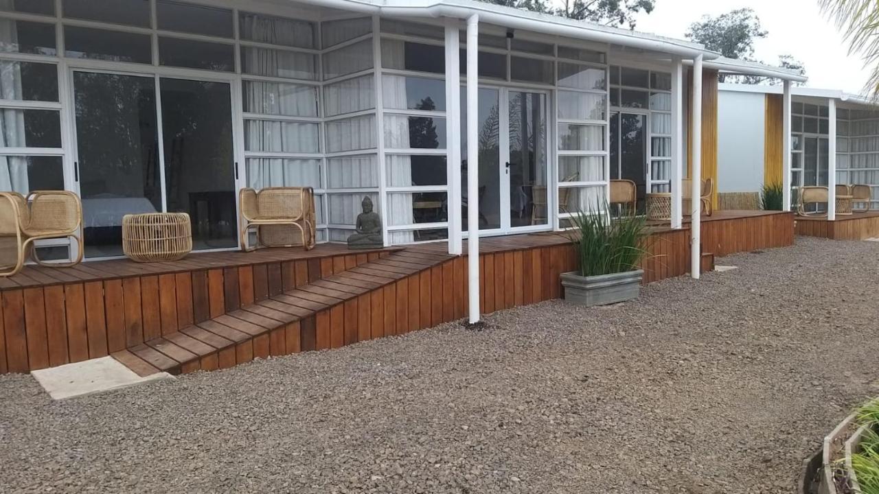 Hotel Terrazas Del Rio Negro Centenario Luaran gambar
